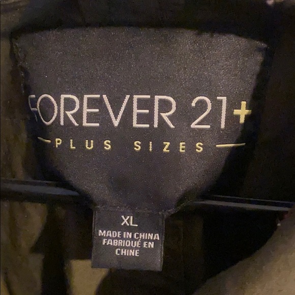 Lightweight Jacket - Picture 2 of 3